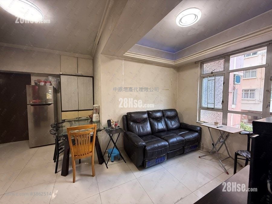 East Asia Gardens Sell 2 Bedrooms , 1 Bathroom 460 ft²
