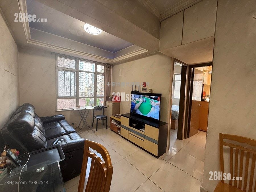East Asia Gardens Sell 2 Bedrooms , 1 Bathroom 460 ft²