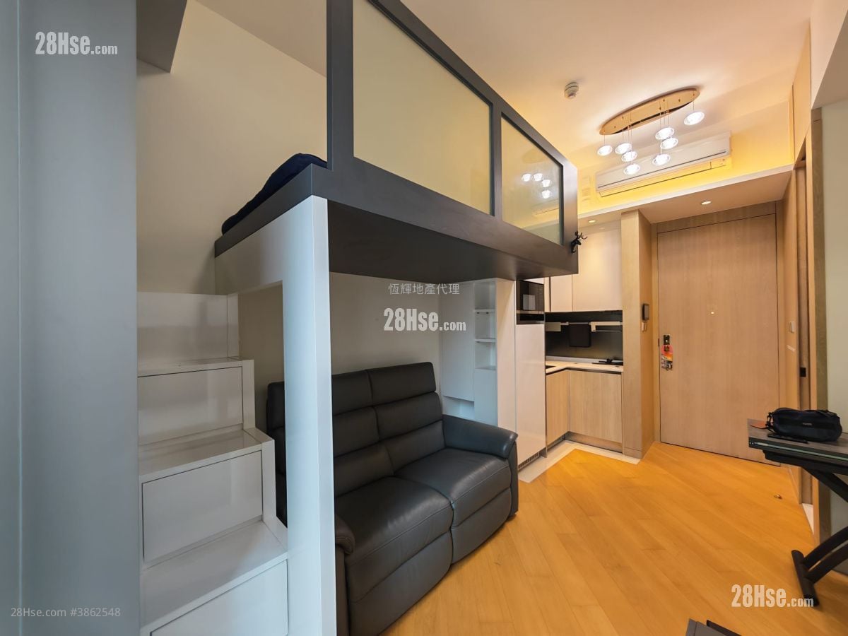 One Soho Rental 2 Bedrooms , 1 Bathroom 374 ft²
