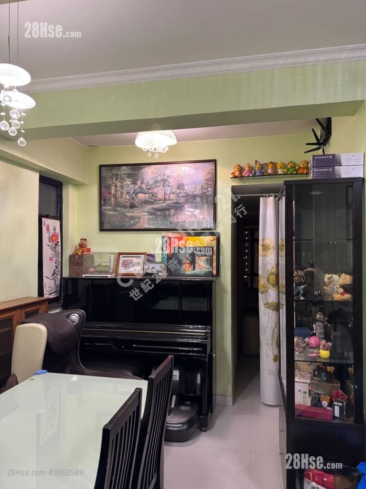 Sunshine City Sell 3 Bedrooms , 1 Bathroom 551 ft²