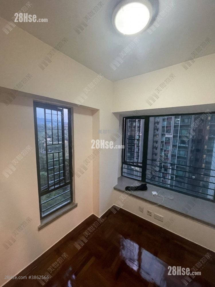 Dawning Views Sell 2 Bedrooms , 1 Bathroom 385 ft²