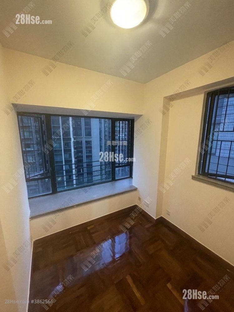 Dawning Views Sell 2 Bedrooms , 1 Bathroom 385 ft²