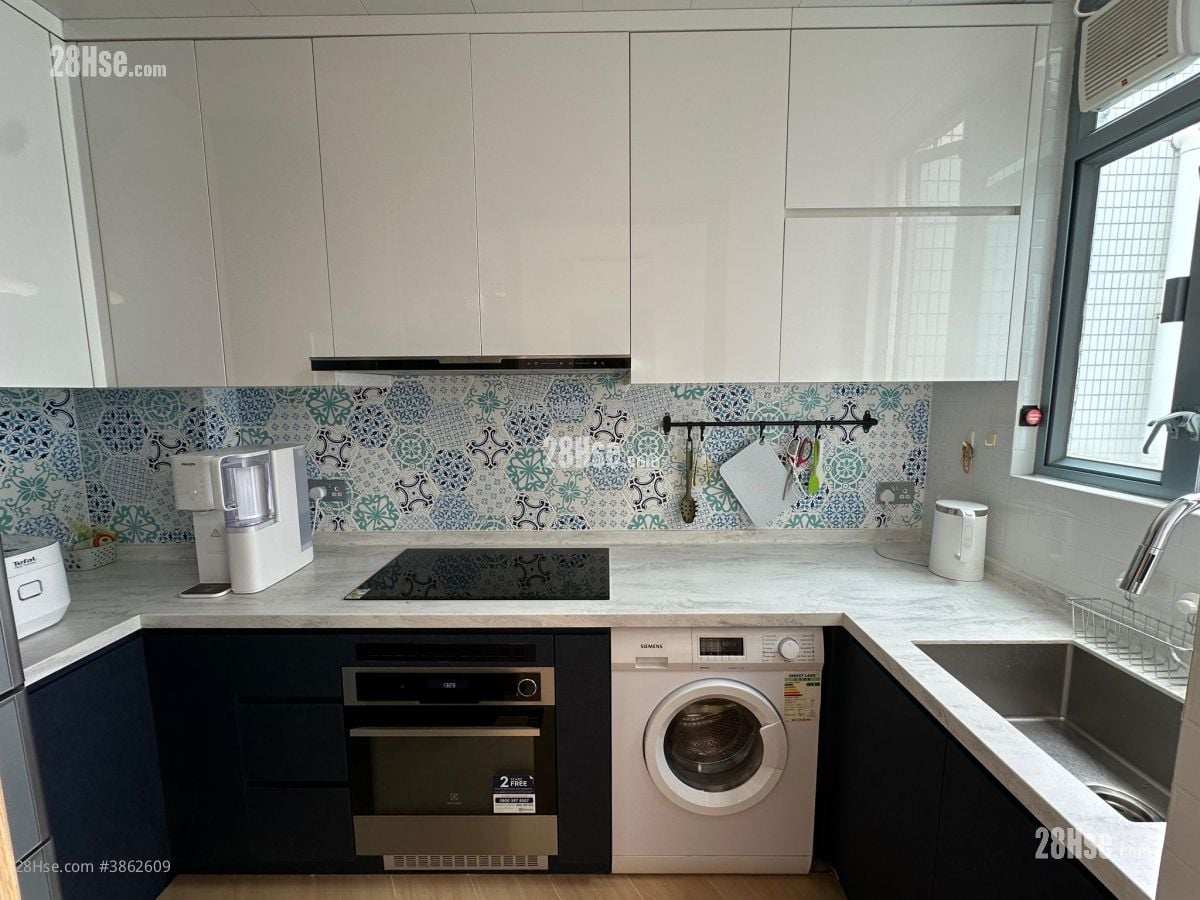 La Costa Sell 2 Bedrooms 466 ft²
