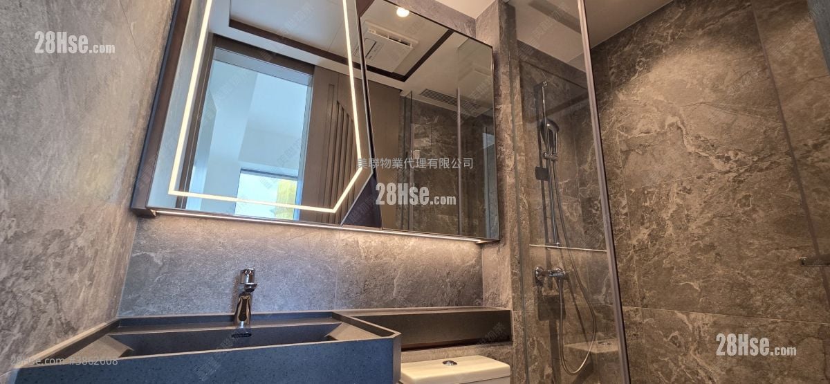 Twin Victoria Rental 1 Bedroom , 1 Bathroom 305 ft²