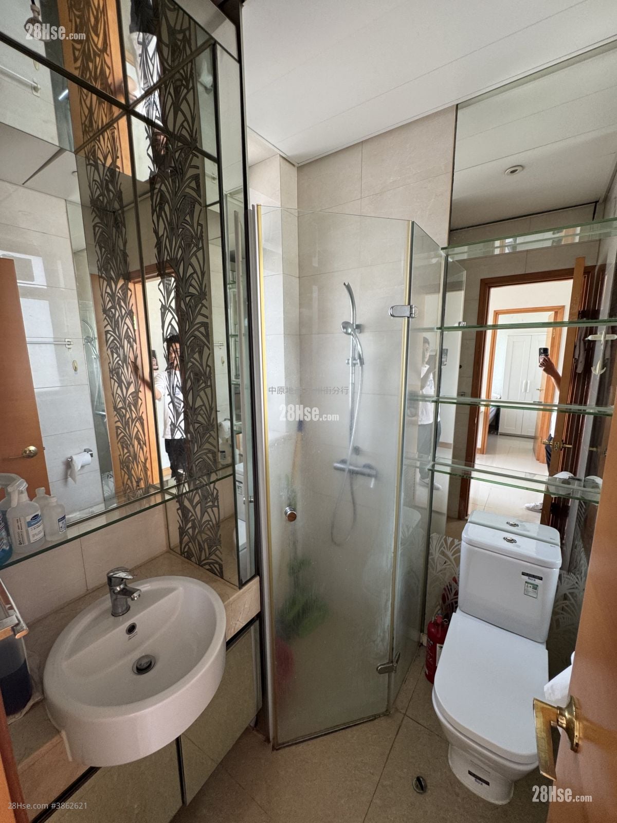 Vista Sell 1 Bedroom , 1 Bathroom 306 ft²