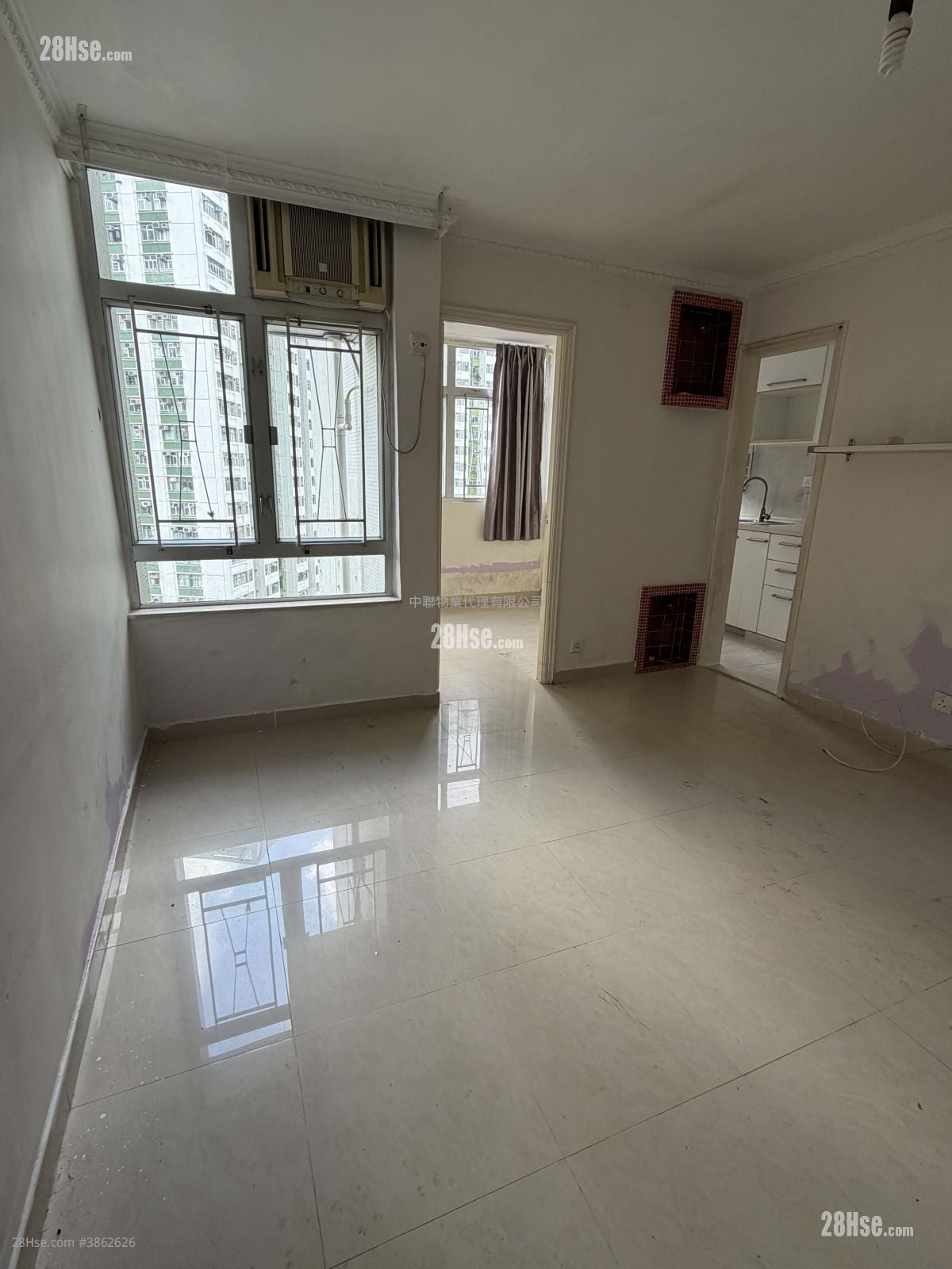 May Shing Court Sell 381 ft²
