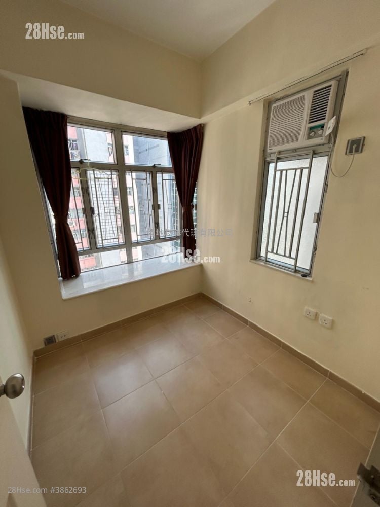 Hoi Hing Building Sell 291 ft²