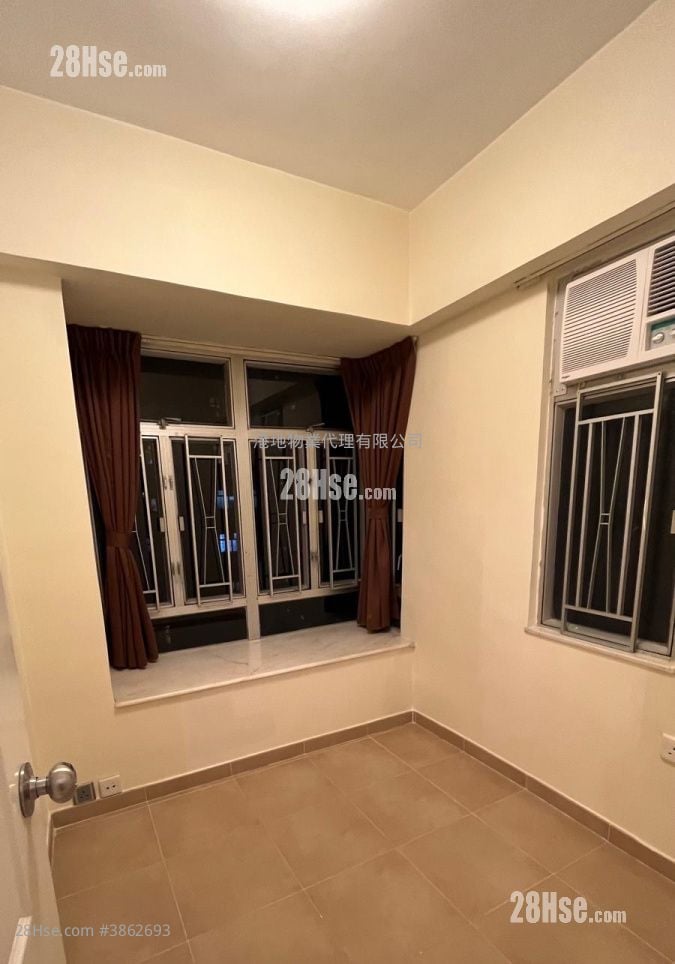 Hoi Hing Building Sell 291 ft²