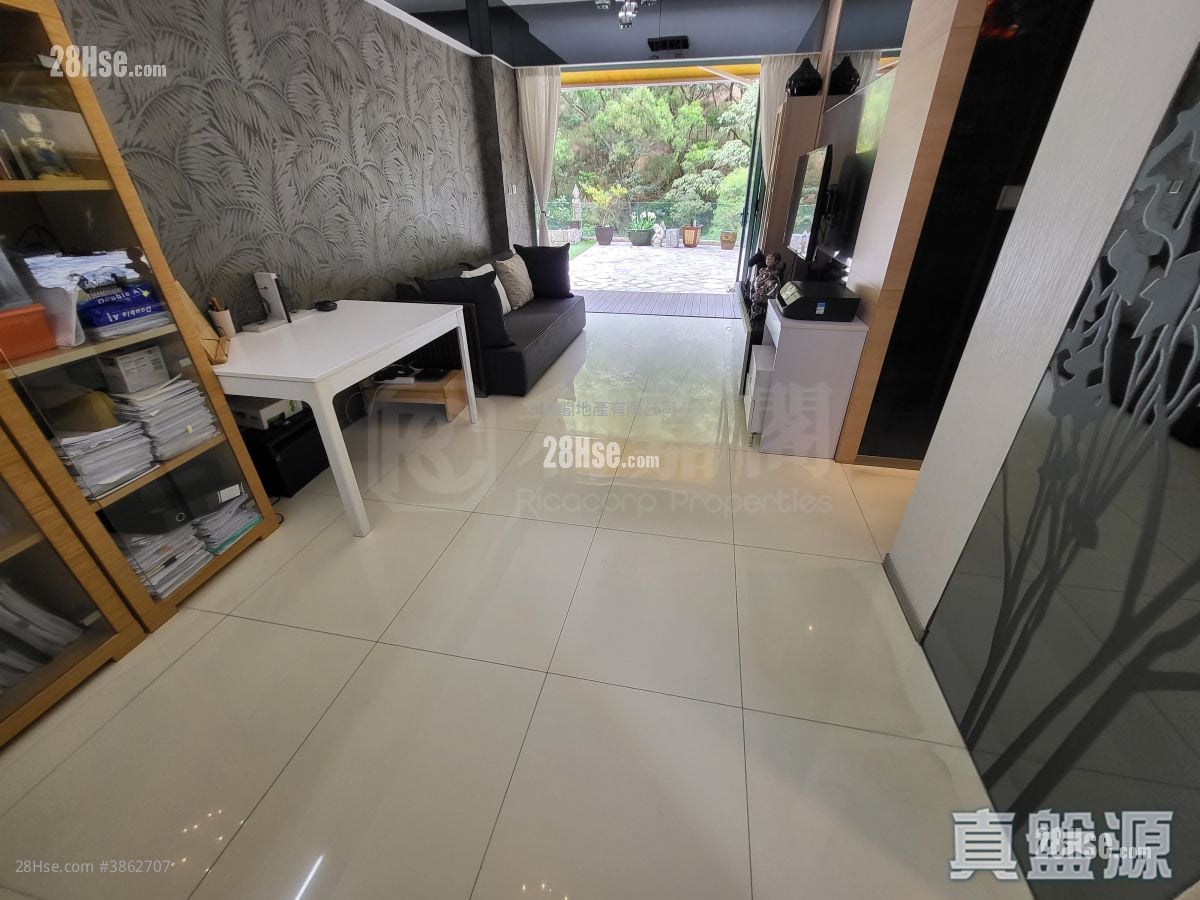 Dynasty Heights Sell 4 Bedrooms 681 ft²