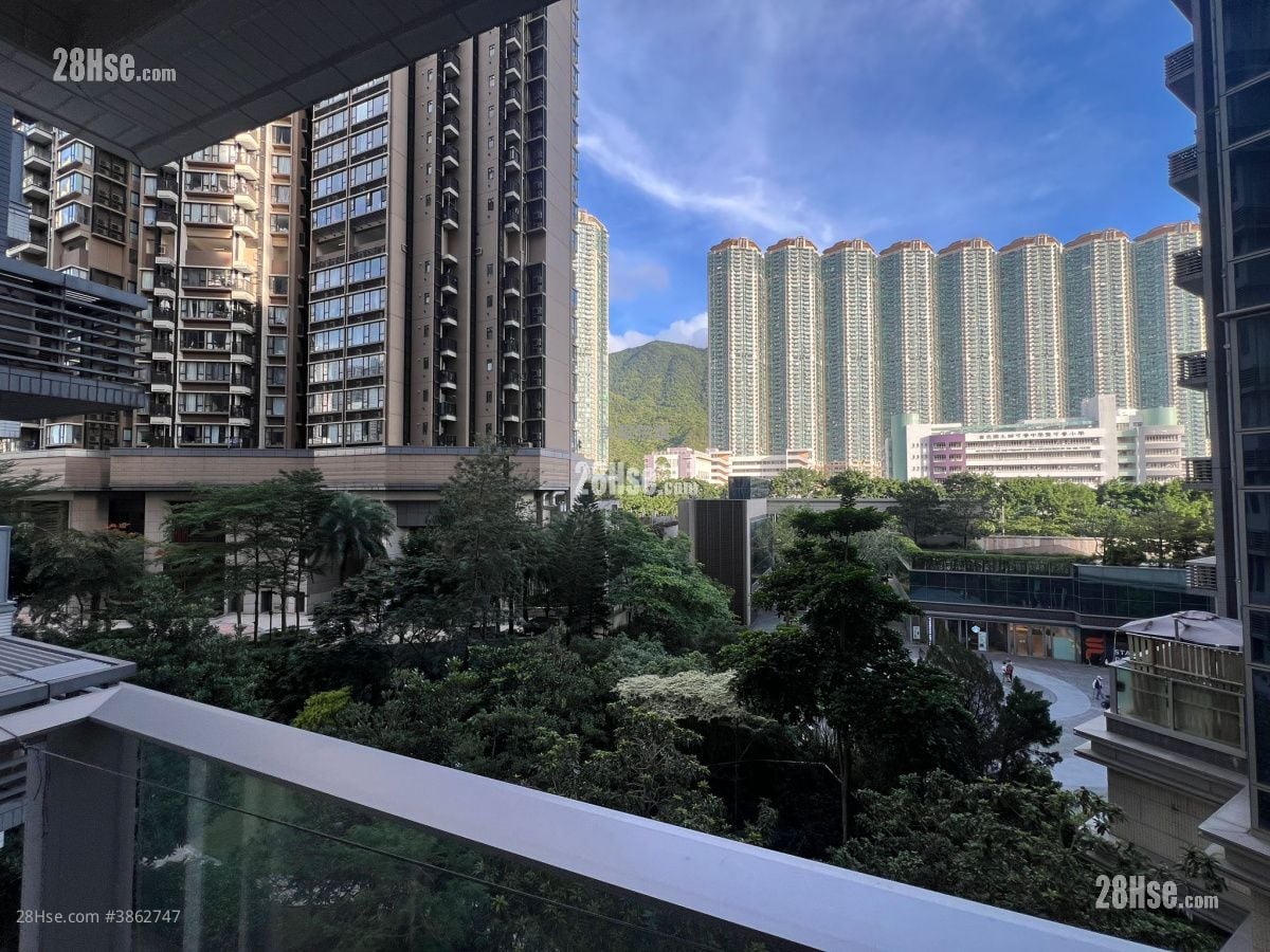 balcony: Century Link Rental 2 Bedrooms , 2 Bathrooms 484 ft²