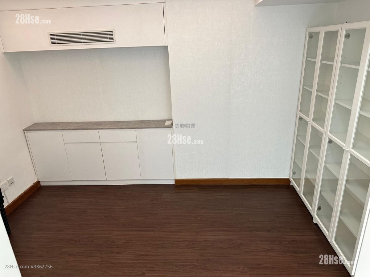 Casa Paradizo Sell 3 Bedrooms , 3 Bathrooms 1,037 ft²