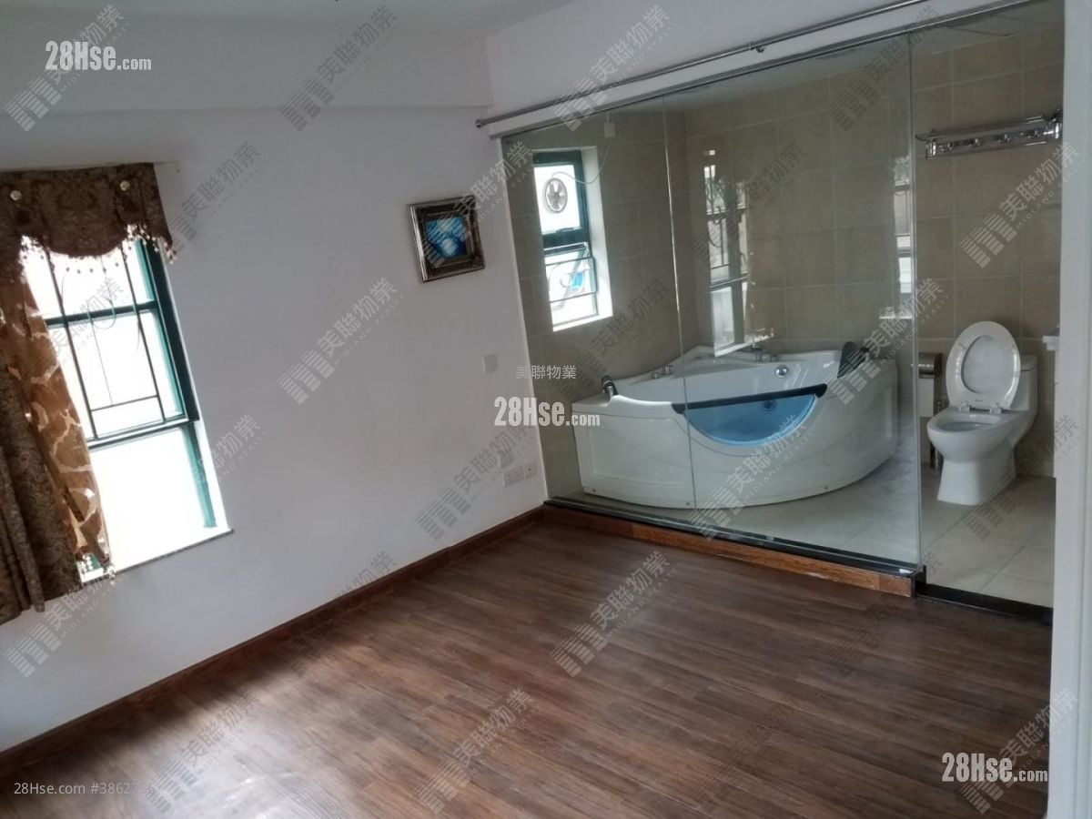 Casa Paradizo Sell 3 Bedrooms , 3 Bathrooms 1,037 ft²