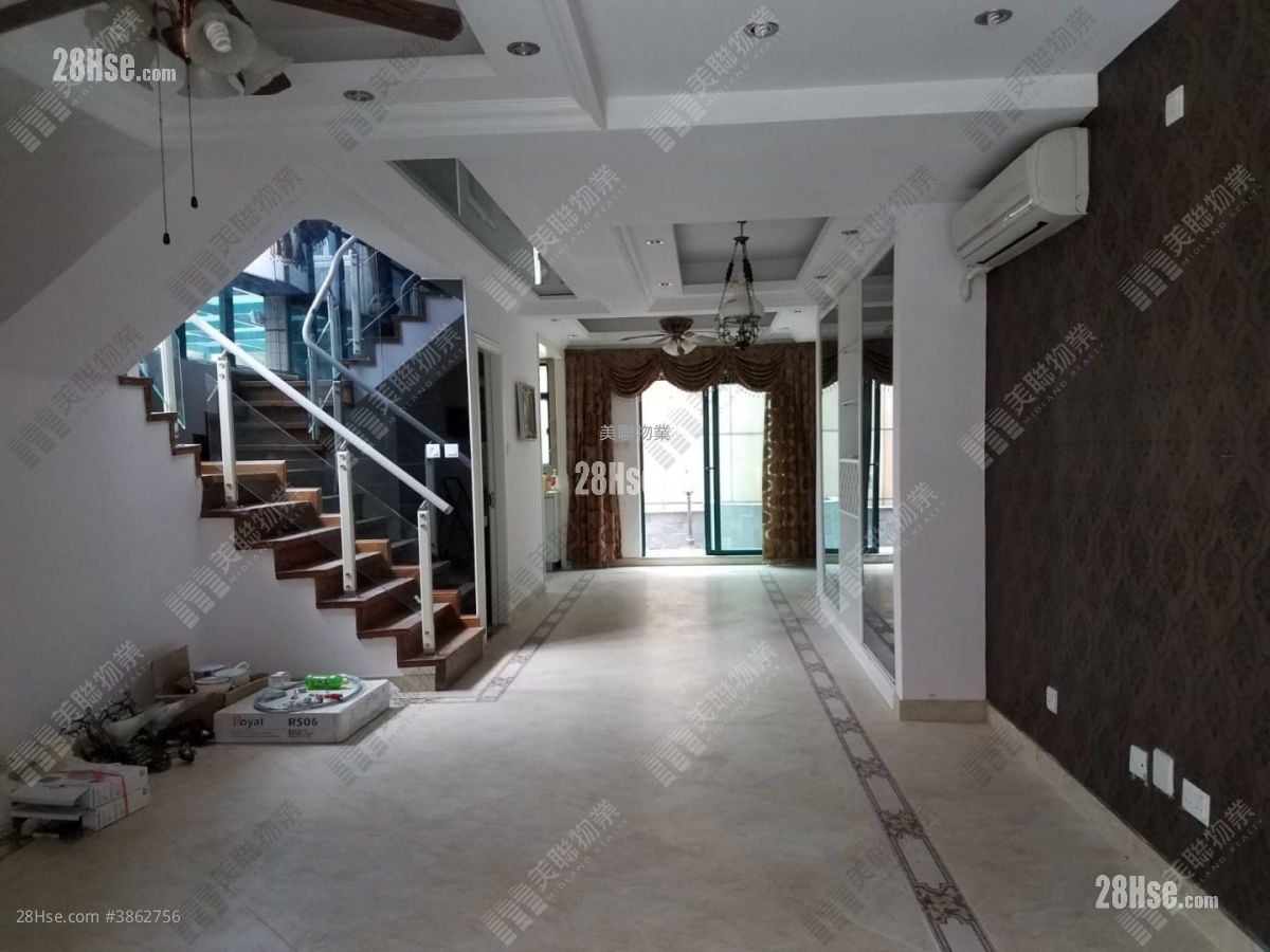 Casa Paradizo Sell 3 Bedrooms , 3 Bathrooms 1,037 ft²