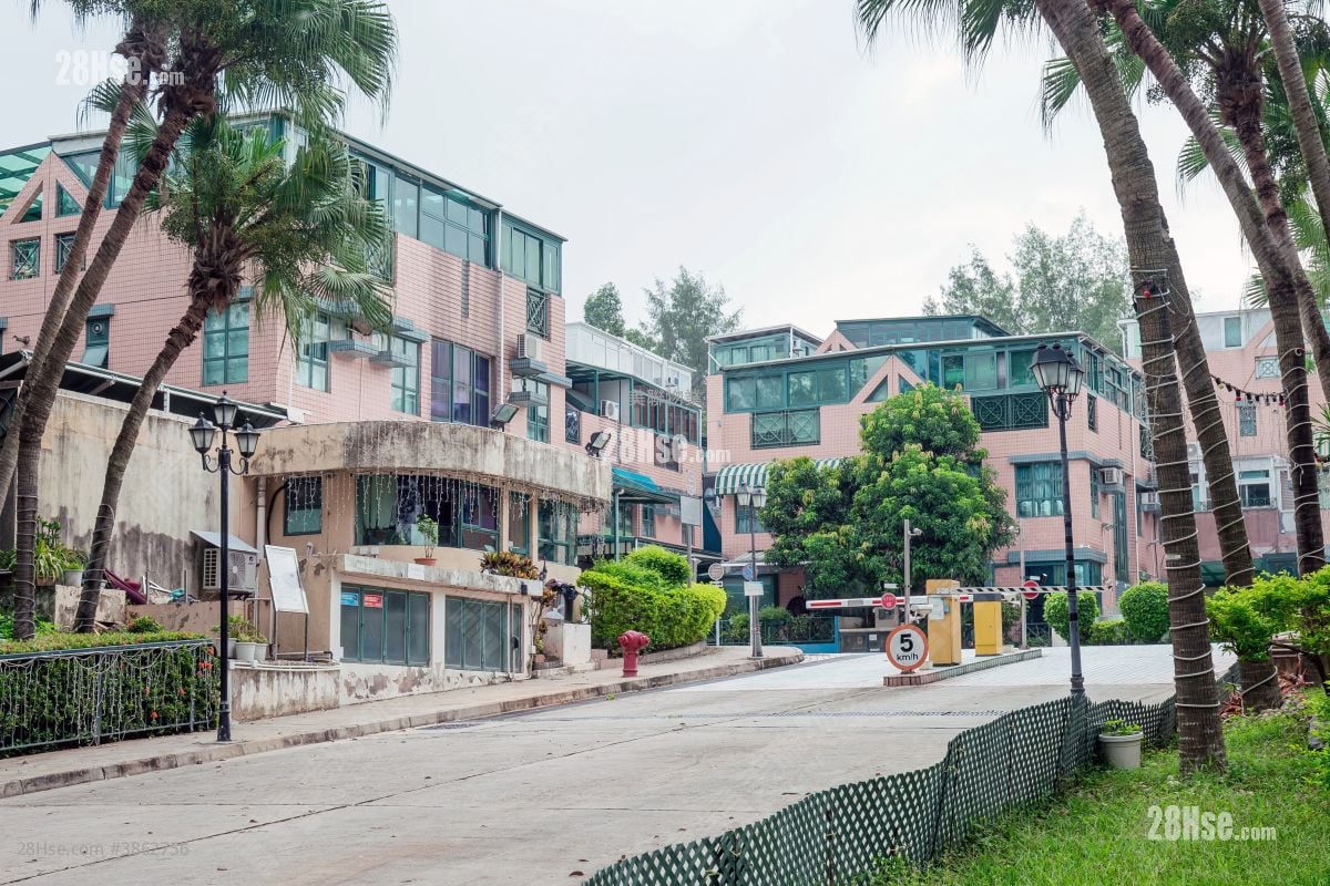 Casa Paradizo Sell 3 Bedrooms , 3 Bathrooms 1,037 ft²
