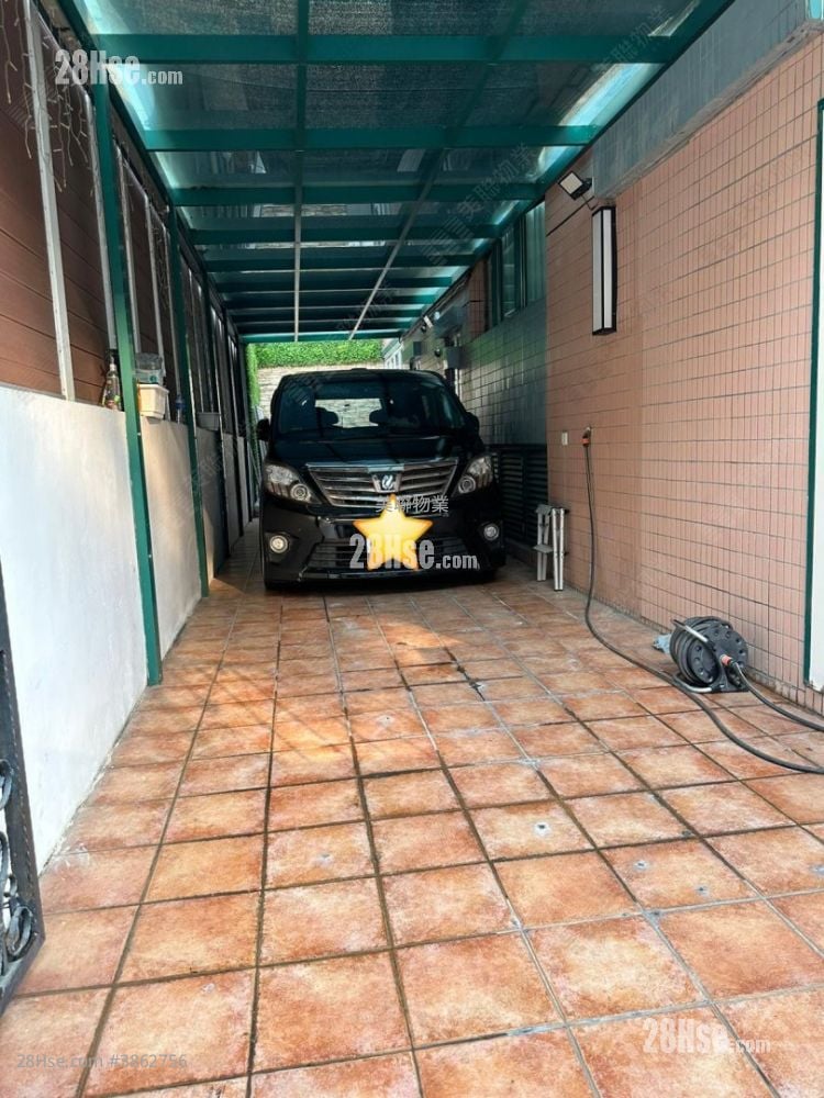 Casa Paradizo Sell 3 Bedrooms , 3 Bathrooms 1,037 ft²
