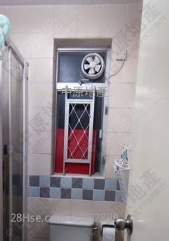 Tin Shing Court Sell 3 Bedrooms 650 ft²
