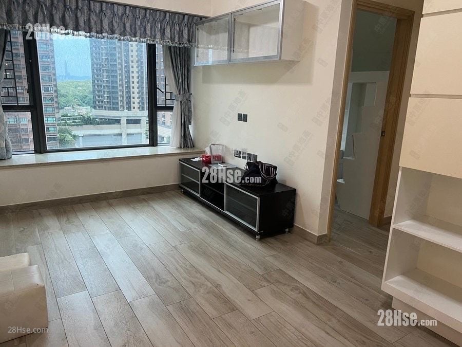 Yoho Midtown Sell 2 Bedrooms , 1 Bathroom 475 ft²