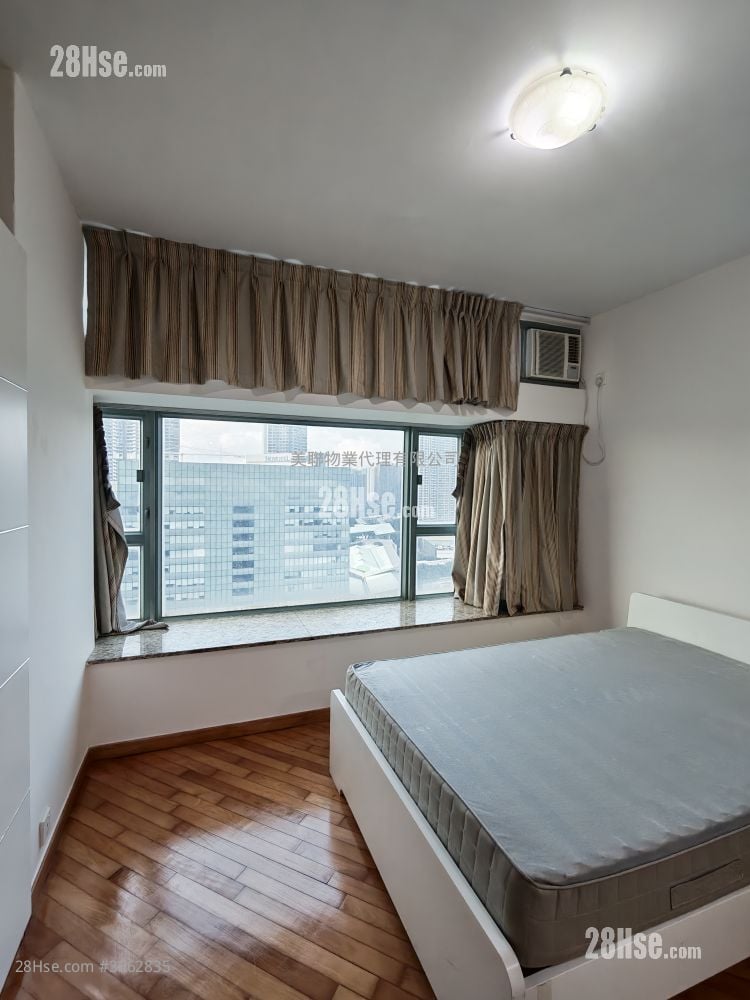 Tung Chung Crescent Rental 3 Bedrooms , 2 Bathrooms 772 ft²