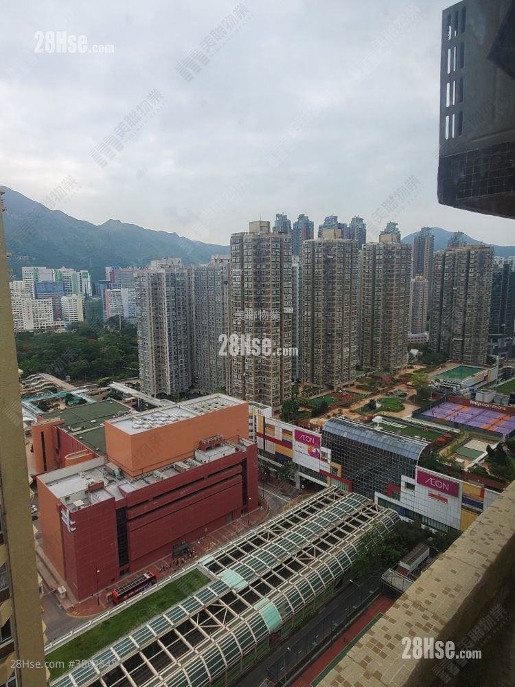 View: Waldorf Garden Sell 2 Bedrooms , 1 Bathroom 404 ft²