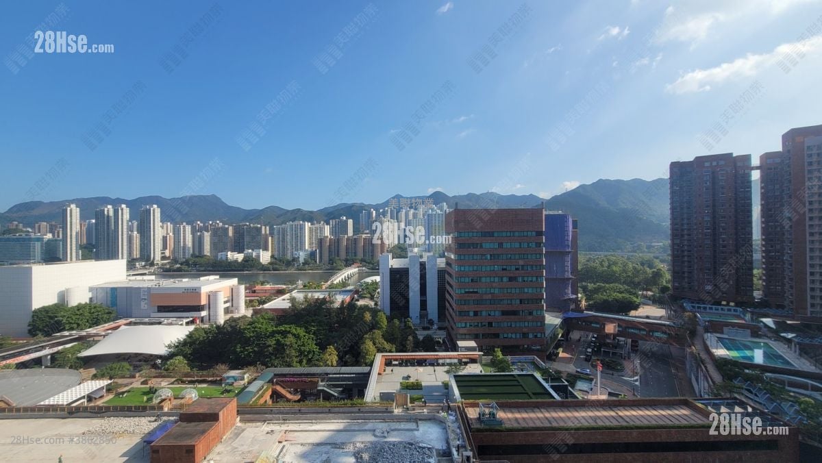 Wai Wah Centre Sell 2 Bedrooms 358 ft²