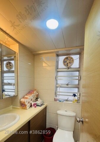 Whampoa Garden Rental 3 Bedrooms 607 ft²