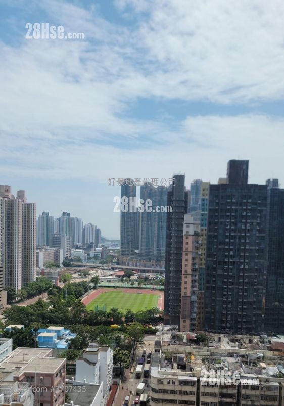 Florence Plaza Rental 2 Bedrooms , 1 Bathroom 340 ft²
