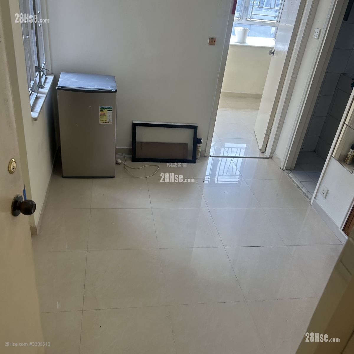 On Hong Building Rental 1 Bedroom 238 ft²