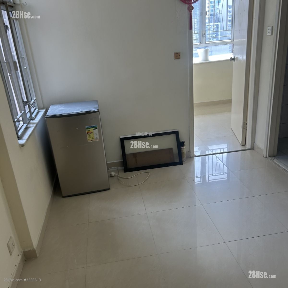 On Hong Building Rental 1 Bedroom 238 ft²