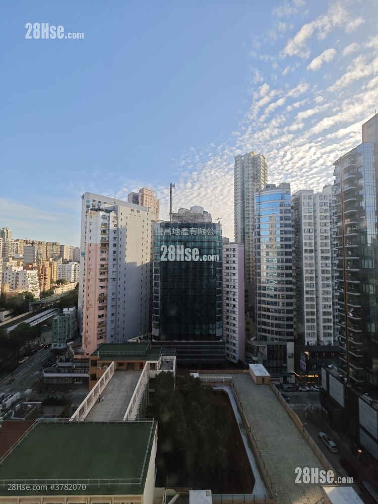 Ngai Hing Mansion Sell 1 Bedroom , 1 Bathroom 311 ft²