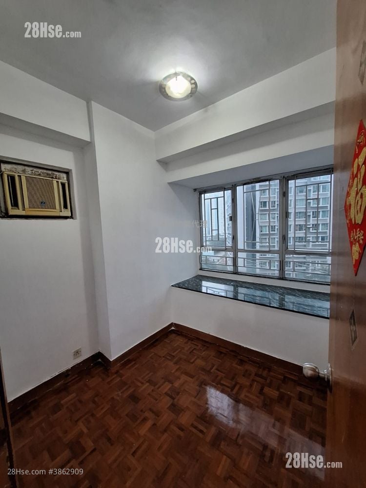 Tsuen Tak Garden Sell 2 Bedrooms , 1 Bathroom 306 ft²