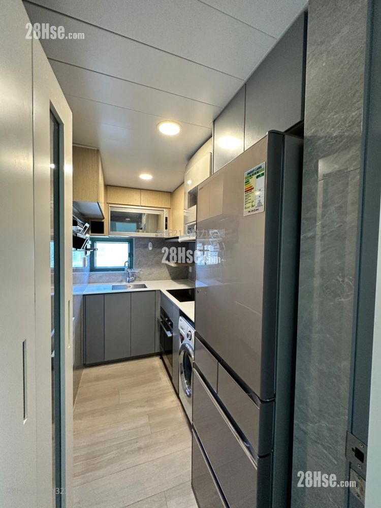 Island Resort Sell 2 Bedrooms , 1 Bathroom 455 ft²