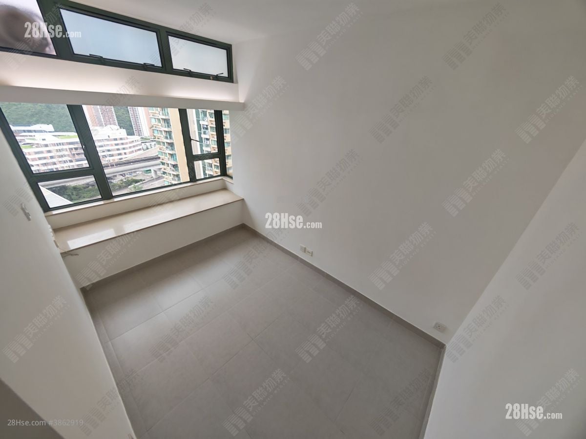 Ocean View Rental 2 Bedrooms , 1 Bathroom 474 ft²