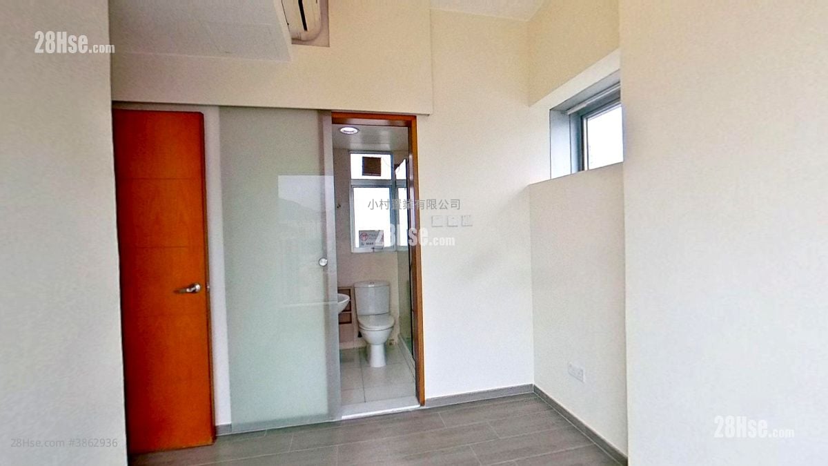 master room: Grand Metro Rental 3 Bedrooms , 2 Bathrooms 693 ft²