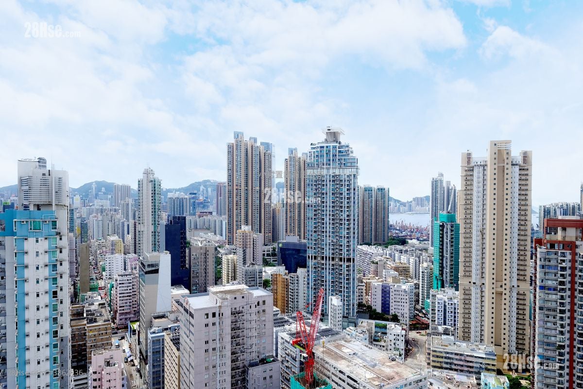 Grand Metro Rental 3 Bedrooms , 2 Bathrooms 693 ft²