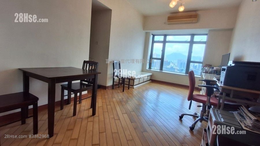 Royal Peninsula Sell 2 Bedrooms , 1 Bathroom 592 ft²