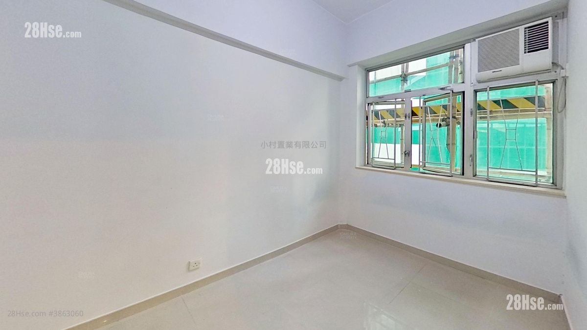 bedroom 2: Kam Hoi Mansion Rental 2 Bedrooms , 1 Bathroom 357 ft²