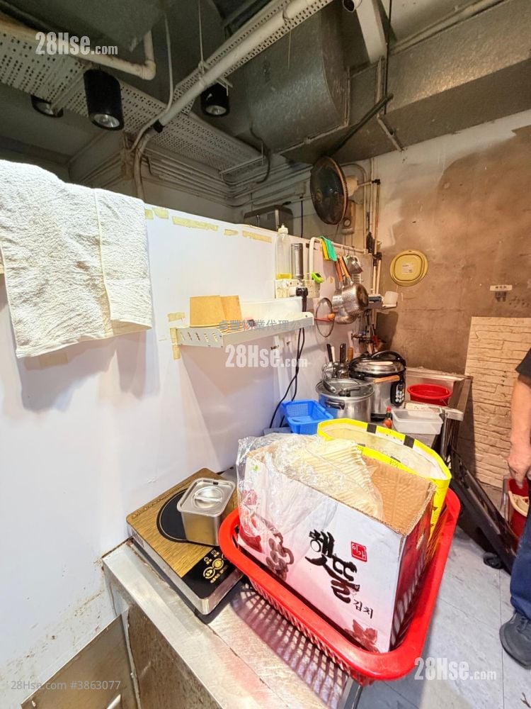 香港工業中心 租盤 開放式間隔 260 平方呎