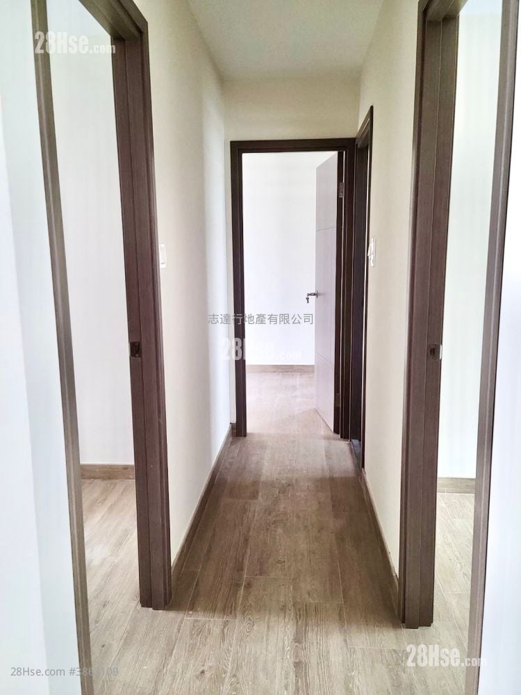 Village Sell 3 Bedrooms , 2 Bathrooms 700 ft²