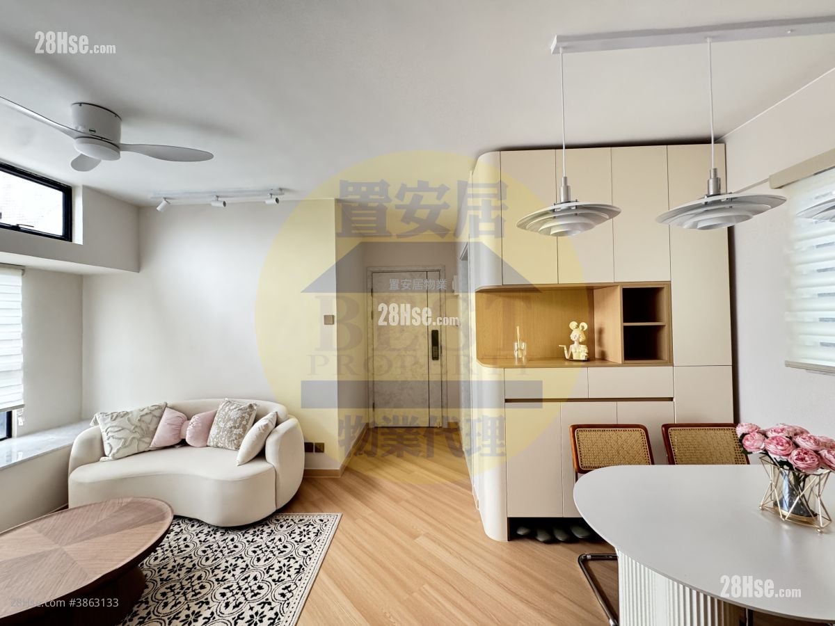 Hanford Garden Sell 3 Bedrooms , 1 Bathroom 529 ft²