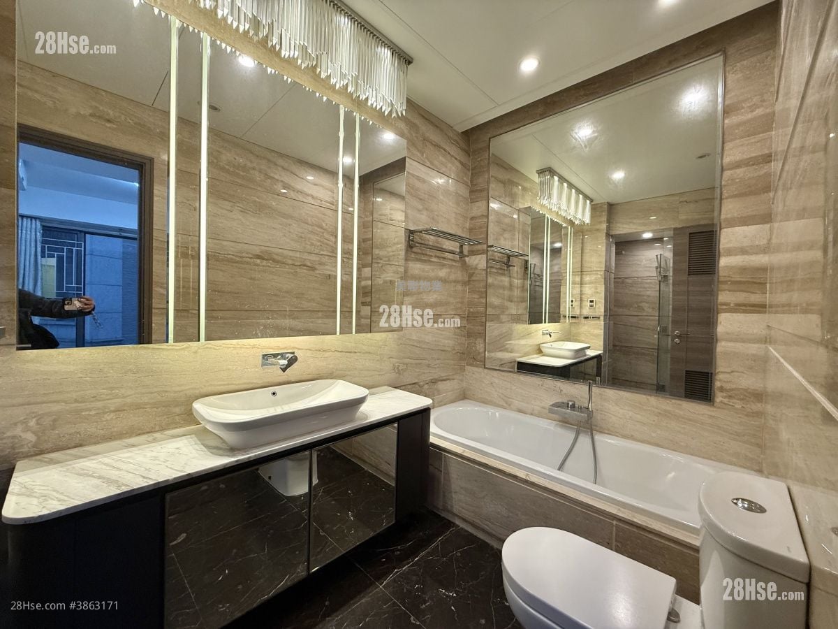 La Mansion Sell 4 Bedrooms , 3 Bathrooms 1,600 ft²