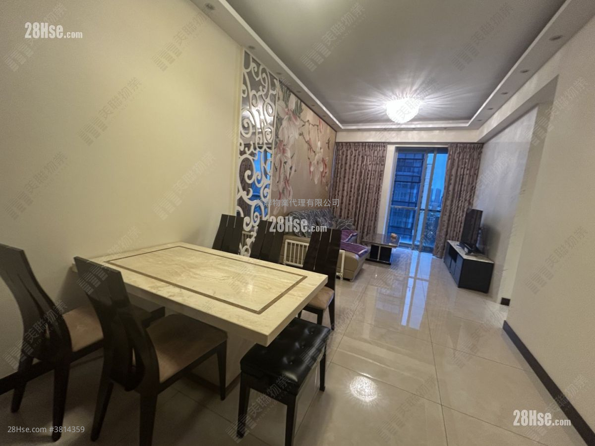 8 Lasalle Sell 3 Bedrooms , 2 Bathrooms 926 ft²