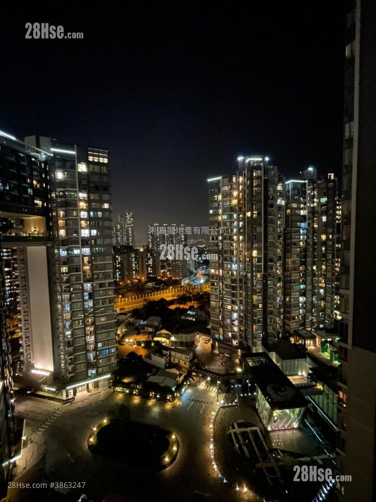 The Reach Sell 2 Bedrooms 440 ft²