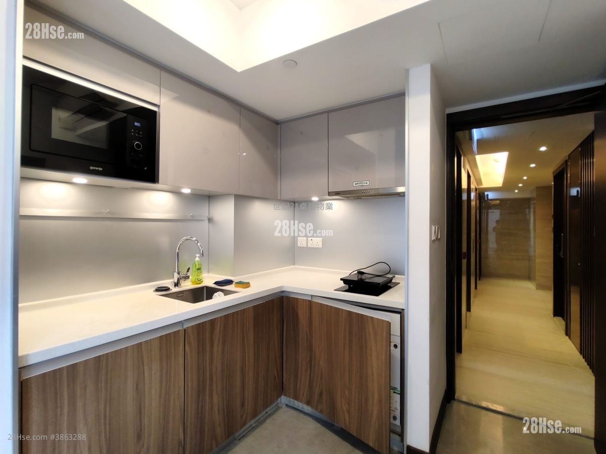 Ava62 Sell Studio , 1 Bathroom 253 ft²