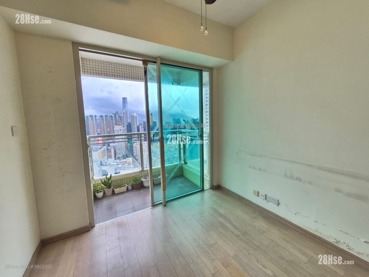 Shining Heights Sell 2 Bedrooms , 1 Bathroom 503 ft²
