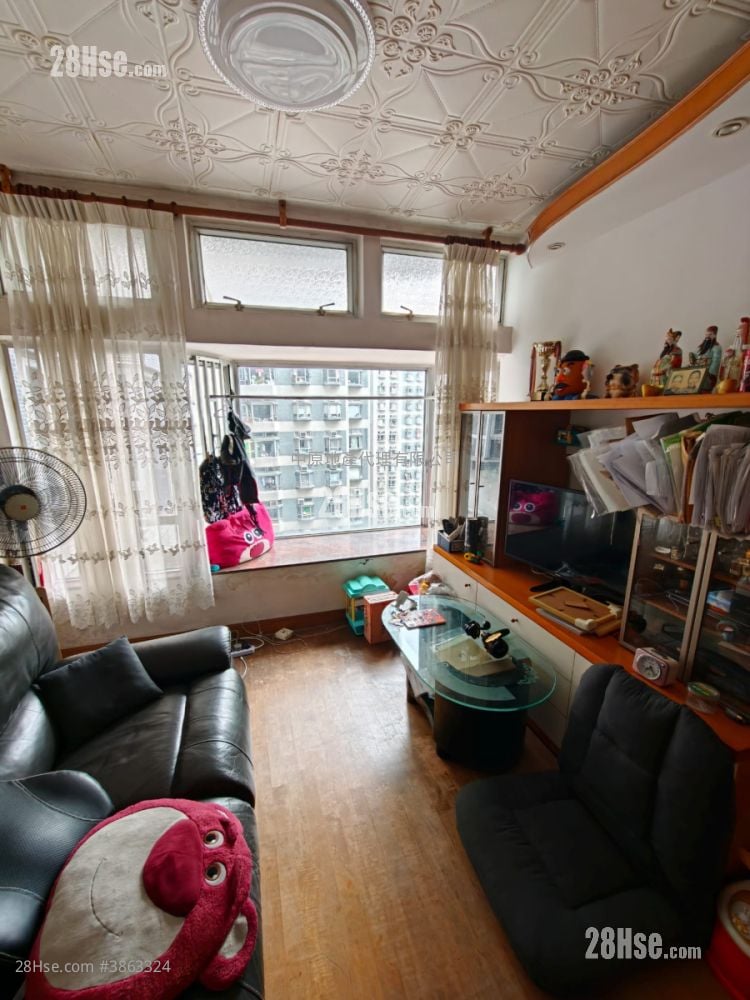 海濱花園 售盤 3 房 , 1 浴室 559 平方呎