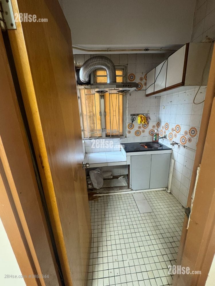 Hing Fat House Sell 1 Bathroom 339 ft²