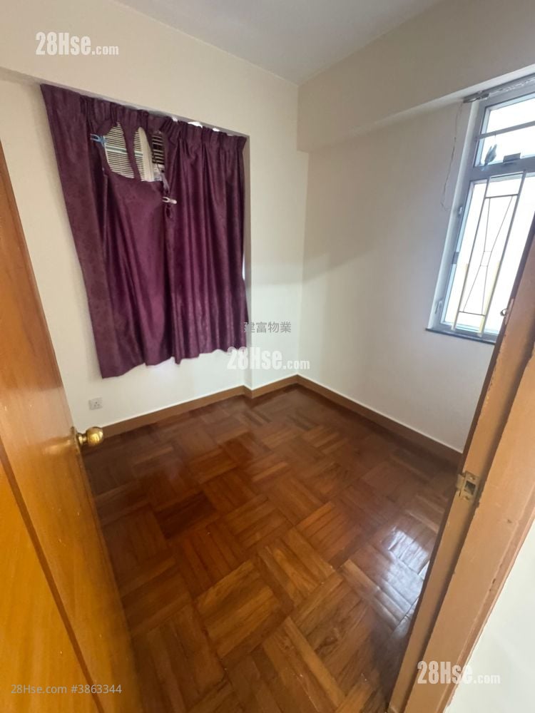 Hing Fat House Sell 1 Bathroom 339 ft²