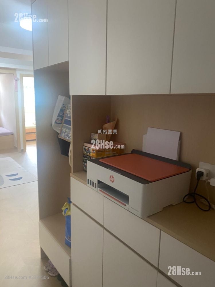 Wah Lok Building Rental 3 Bedrooms 452 ft²