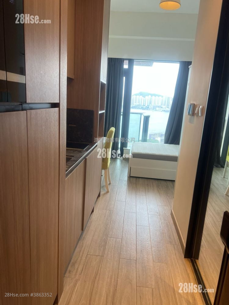 Novum East Rental Studio , 1 Bathroom 234 ft²