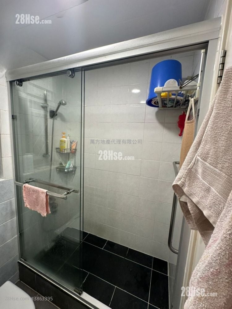 愉翠苑 售盘 3 房 , 2 浴室 650 平方尺
